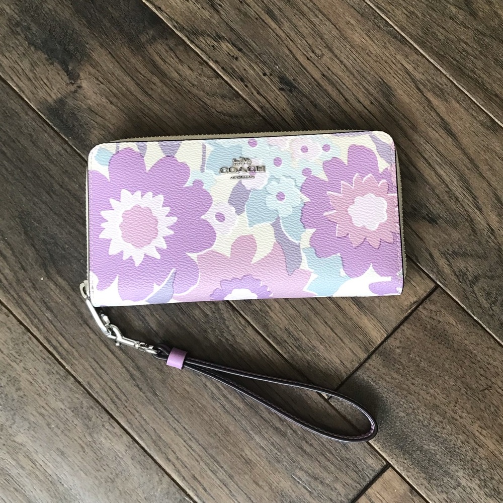 Coach Lavender Floral Zip Wristlet Wallet